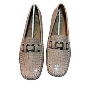 Impo Brea Mini Croco Patent Loafers 6.5 M